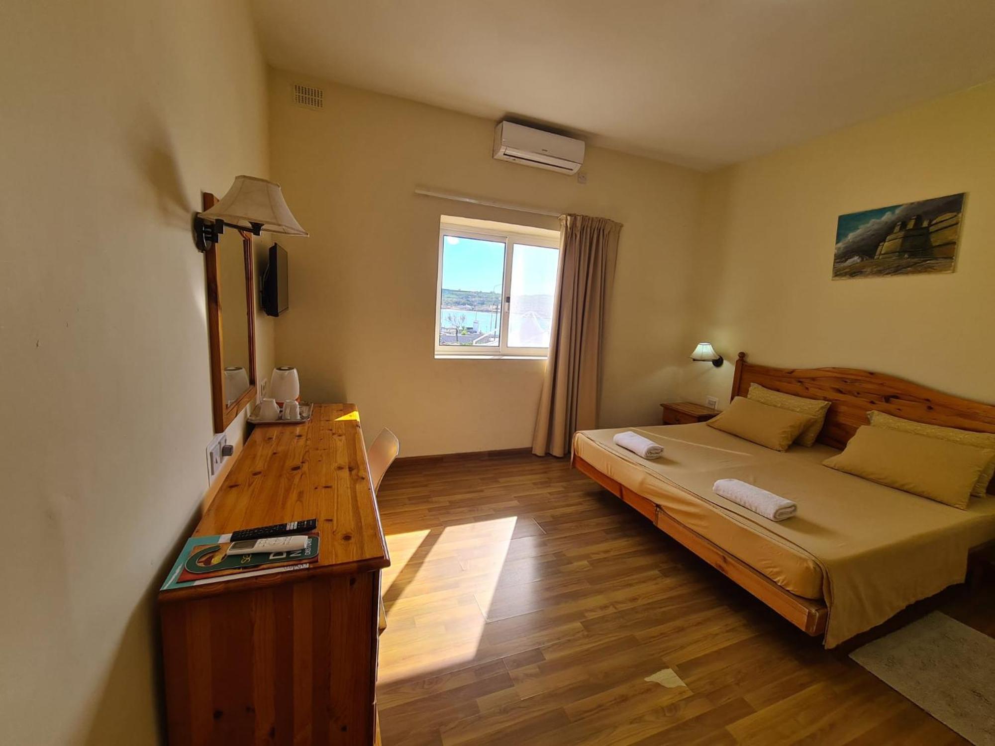 Sensi Hotel Marsaskala Exteriör bild