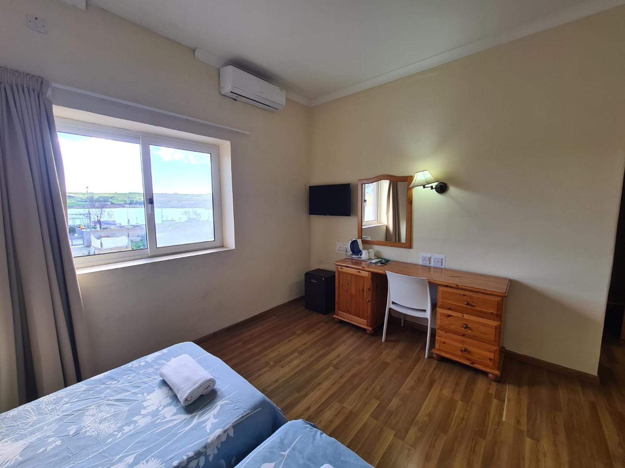 Sensi Hotel Marsaskala Exteriör bild
