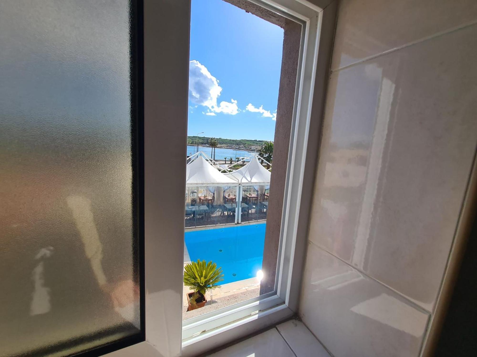 Sensi Hotel Marsaskala Exteriör bild