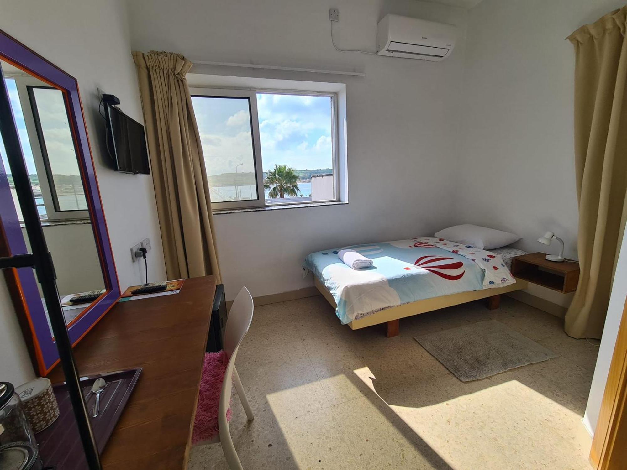 Sensi Hotel Marsaskala Exteriör bild