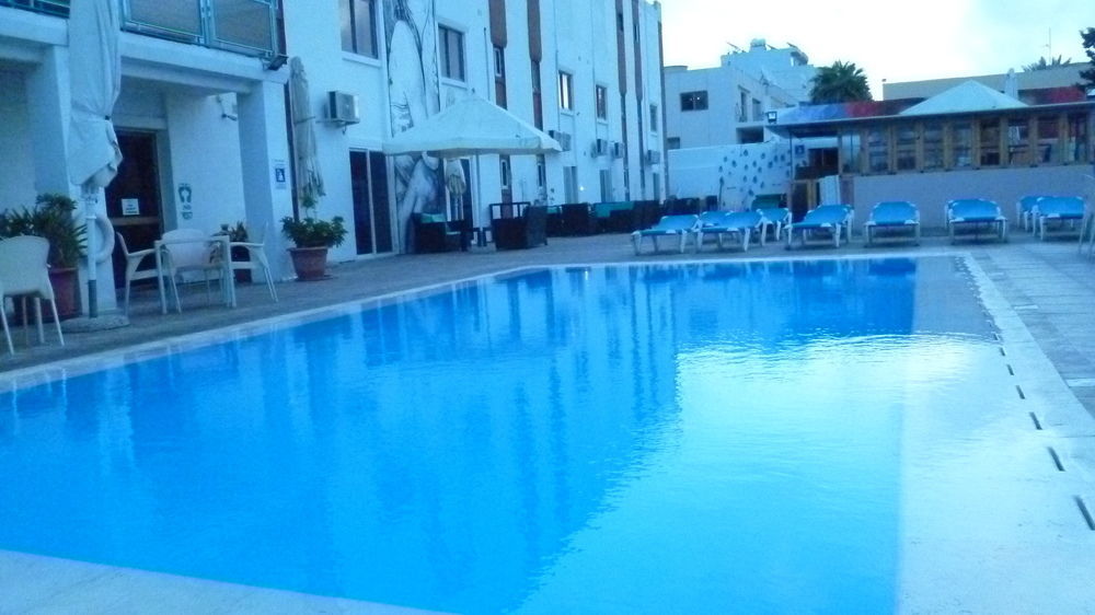 Sensi Hotel Marsaskala Exteriör bild